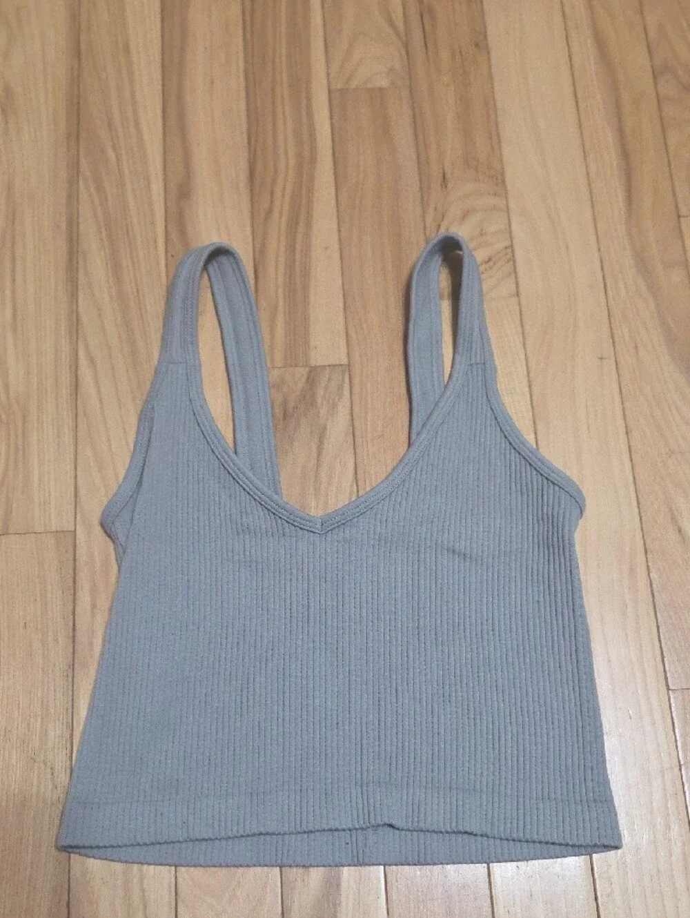 Women’s V-Neck Ribbed Tank Top. 2 Piece Set